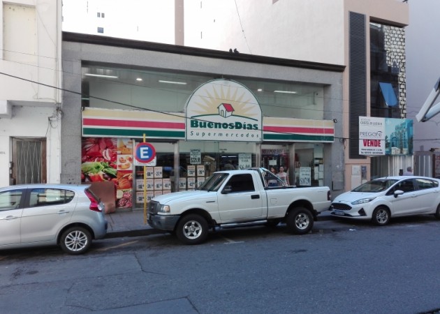 CENTRO: VENDO DEPTO DE 1 DORMITORIO (INTERNO), ENTRE CAÑADA Y FRAGUEIRO (FRENTE SUPER BUENOS DIAS) CON RENTA