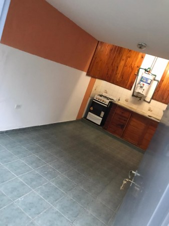IDEAL INVERSOR: VENDO COMPLEJO DE 5 DEPARTAMENTOS CON RENTAS EN Bo MATIENZO 