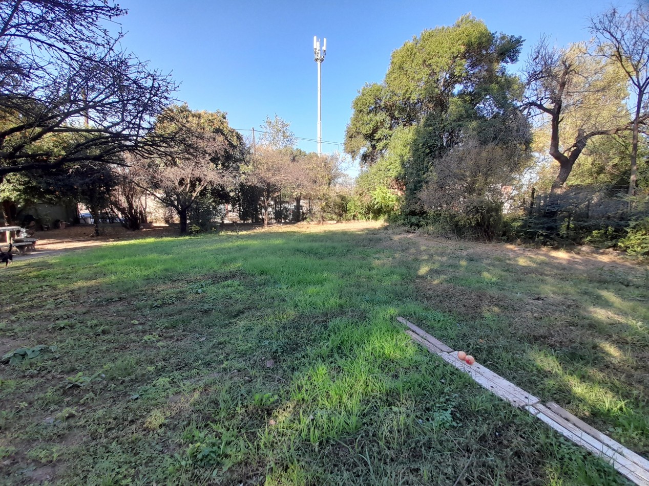 ESTACION FLORES: A METROS CIRCUNVALACION VENDO 2 LOTES DE 250 M2 C/U (INDIVIDUALMENTE O EL PAR)