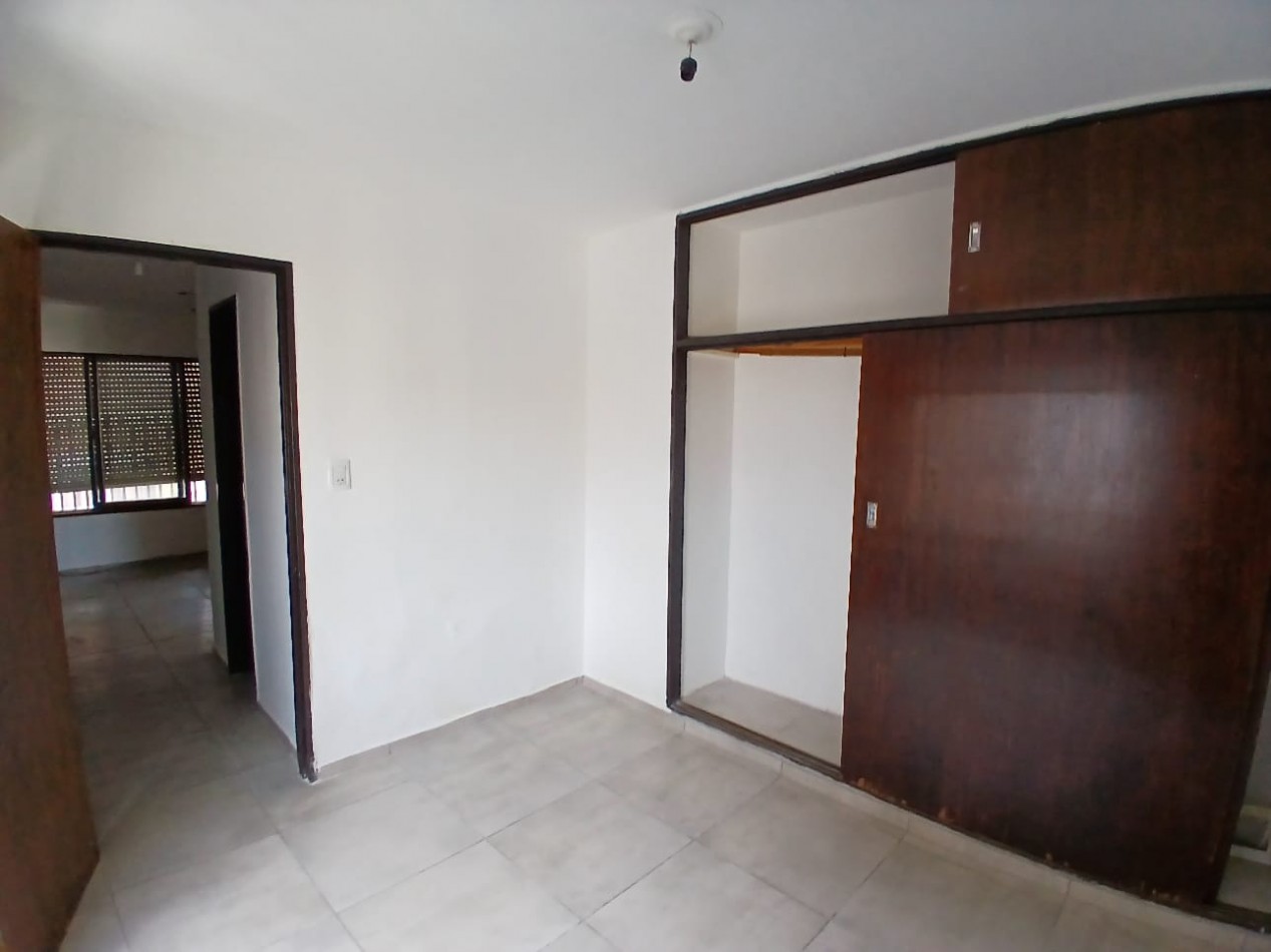 CENTRO: VENDO DEPTO DE 1 DORMITORIO (INTERNO), ENTRE CAÑADA Y FRAGUEIRO (FRENTE SUPER BUENOS DIAS) CON RENTA