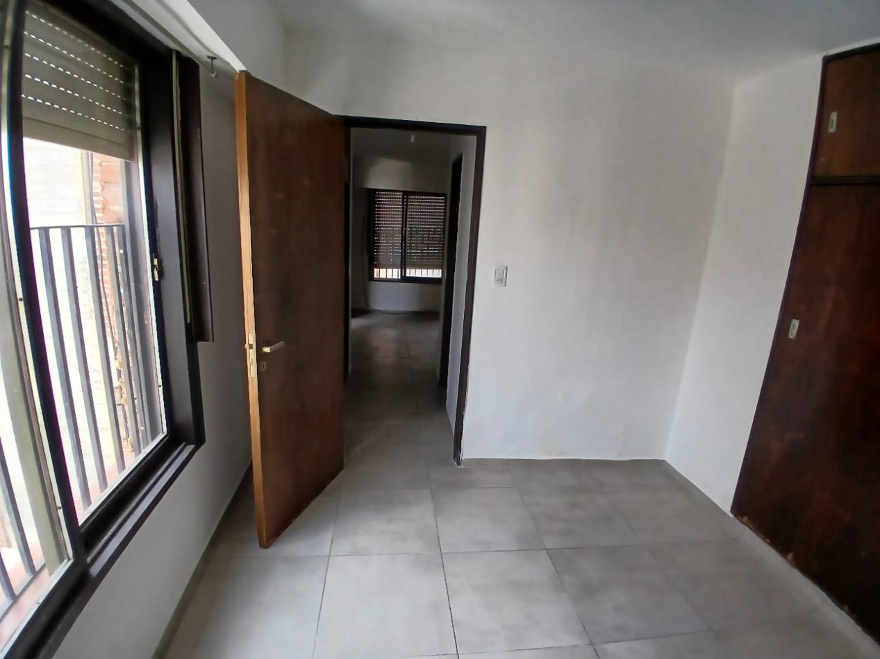 CENTRO: VENDO DEPTO DE 1 DORMITORIO (INTERNO), ENTRE CAÑADA Y FRAGUEIRO (FRENTE SUPER BUENOS DIAS) CON RENTA