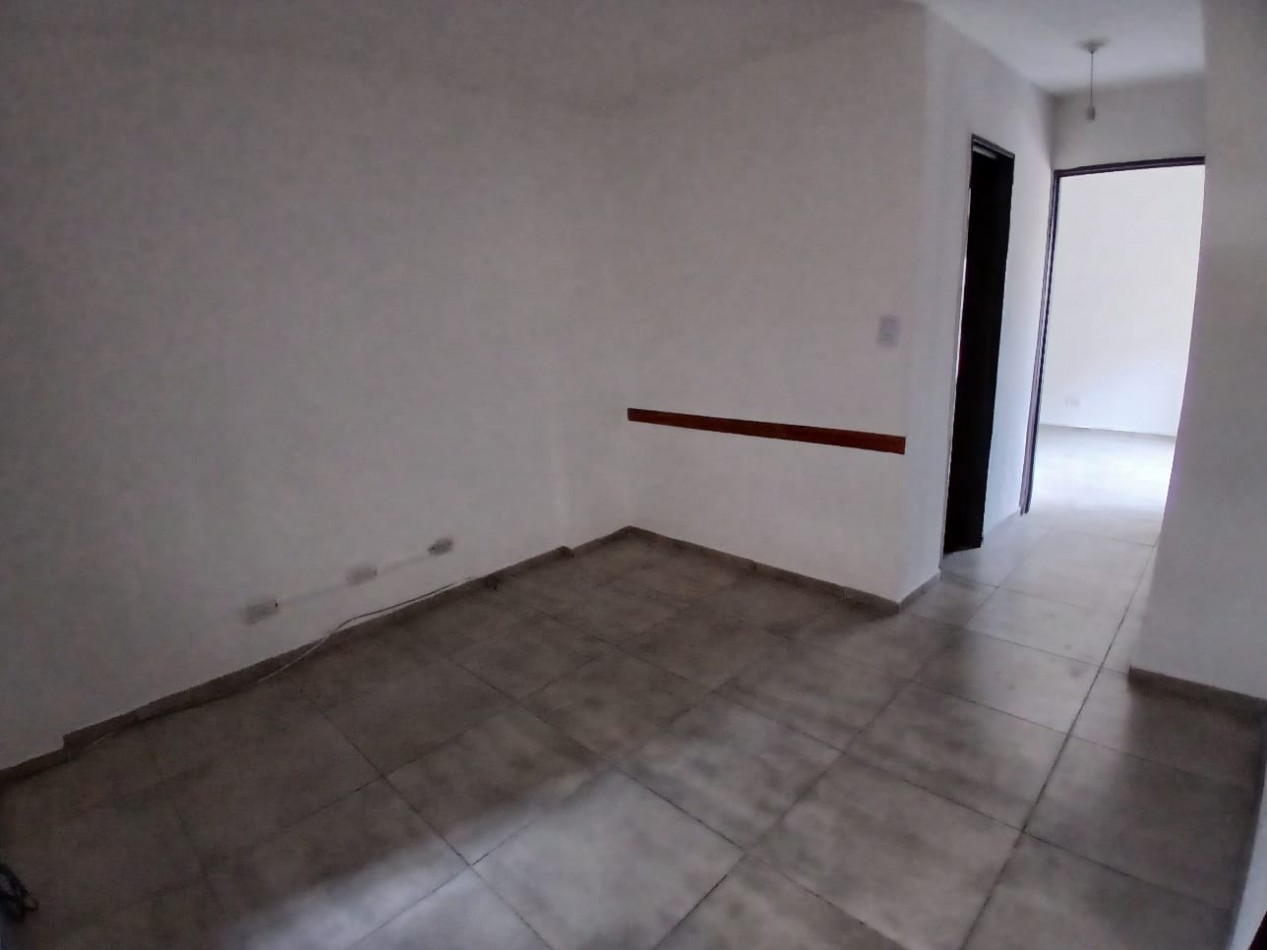 CENTRO: VENDO DEPTO DE 1 DORMITORIO (INTERNO), ENTRE CAÑADA Y FRAGUEIRO (FRENTE SUPER BUENOS DIAS) CON RENTA
