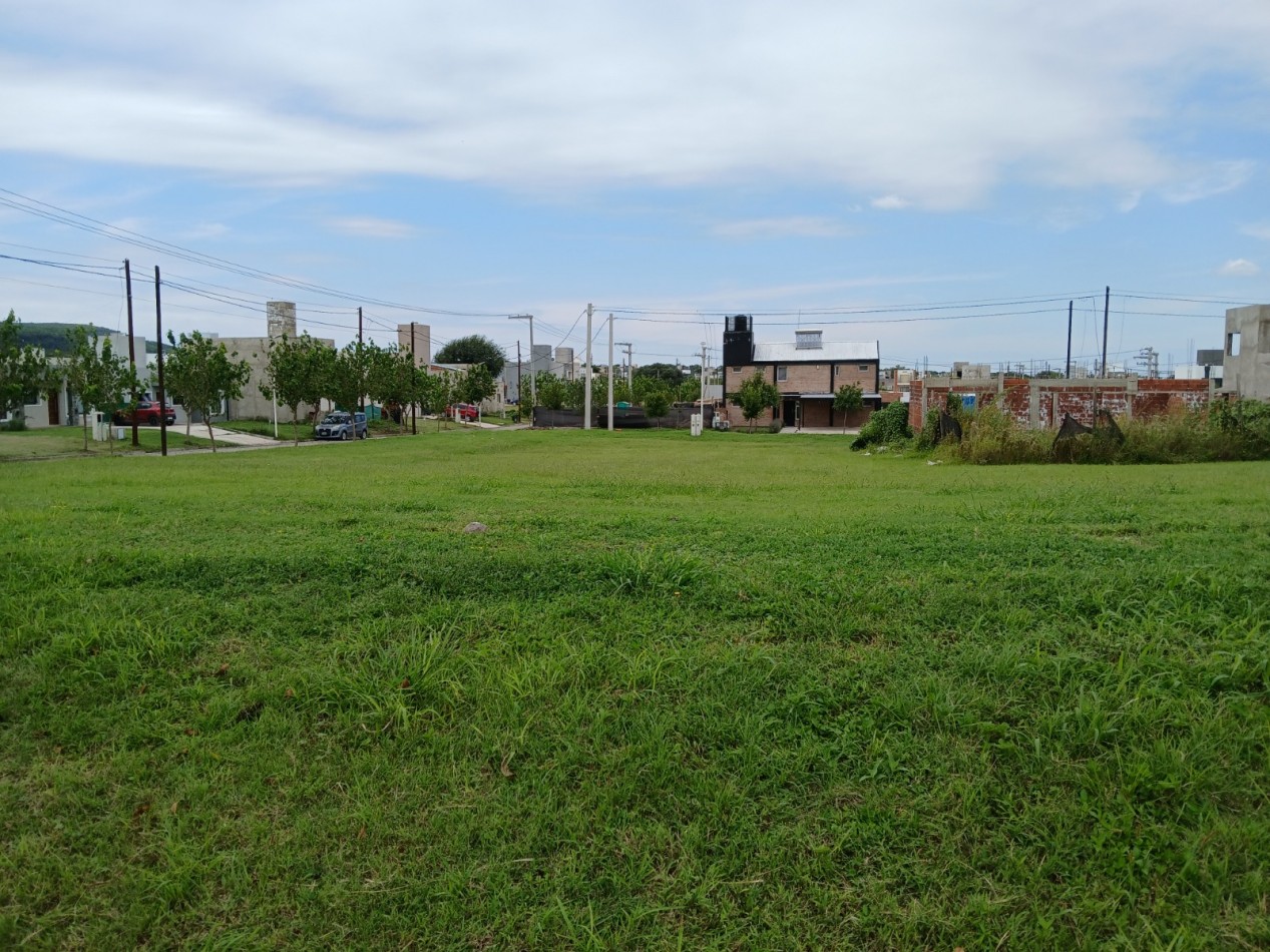 TEJAS IV: VENDO LOTE DE 350 M2 EN ETAPA 2 CON IMPONENTE VISTA A LAS SIERRAS