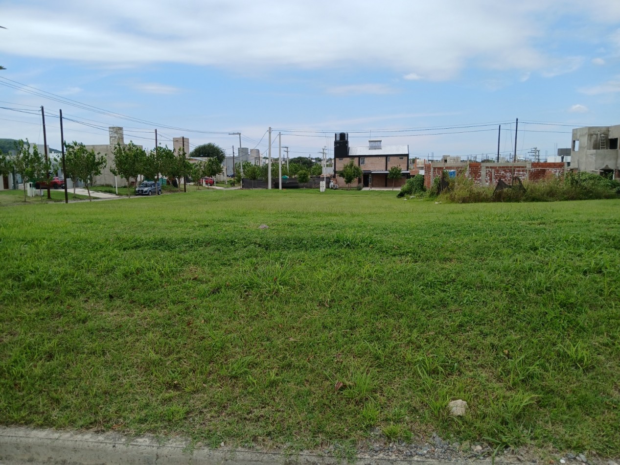 TEJAS IV: VENDO LOTE DE 350 M2 EN ETAPA 2 CON IMPONENTE VISTA A LAS SIERRAS
