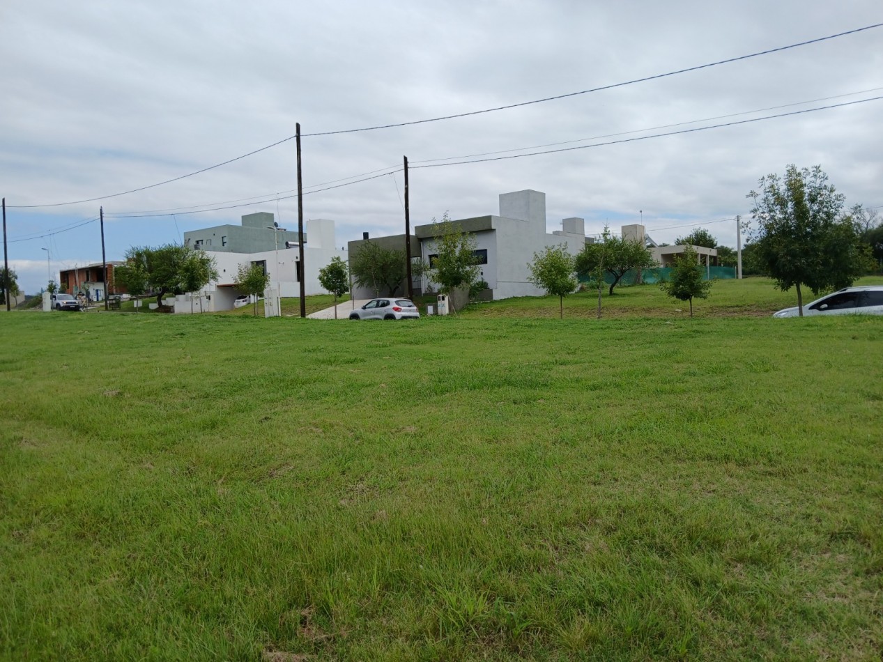 TEJAS IV: VENDO LOTE DE 350 M2 EN ETAPA 2 CON IMPONENTE VISTA A LAS SIERRAS