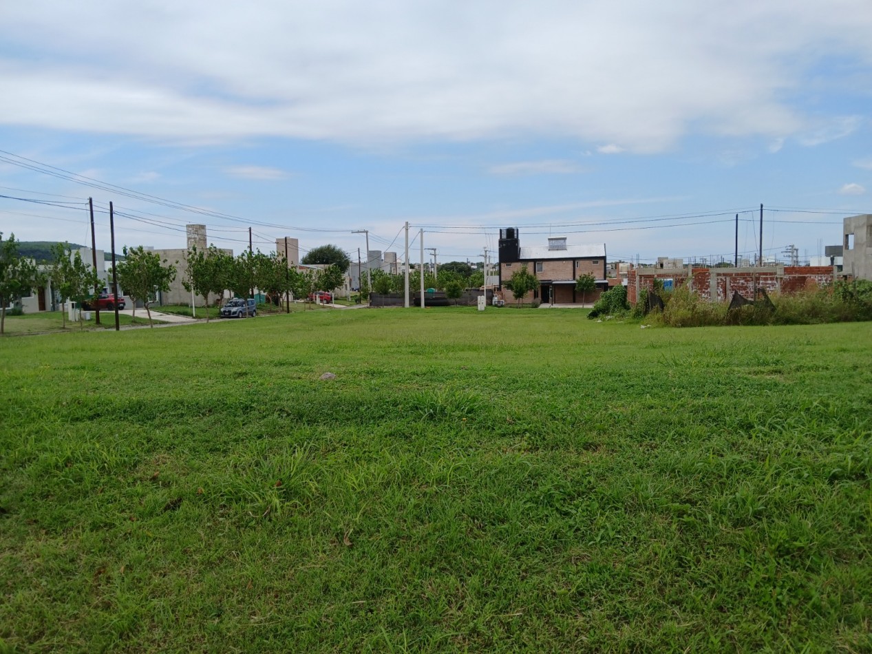 TEJAS IV: VENDO LOTE DE 350 M2 EN ETAPA 2 CON IMPONENTE VISTA A LAS SIERRAS