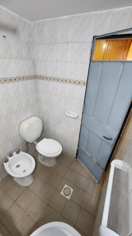 B° VILLA ADELA: ALQUILO HERMOSO DEPTO DE 1 DORMITORIO CON PATIO