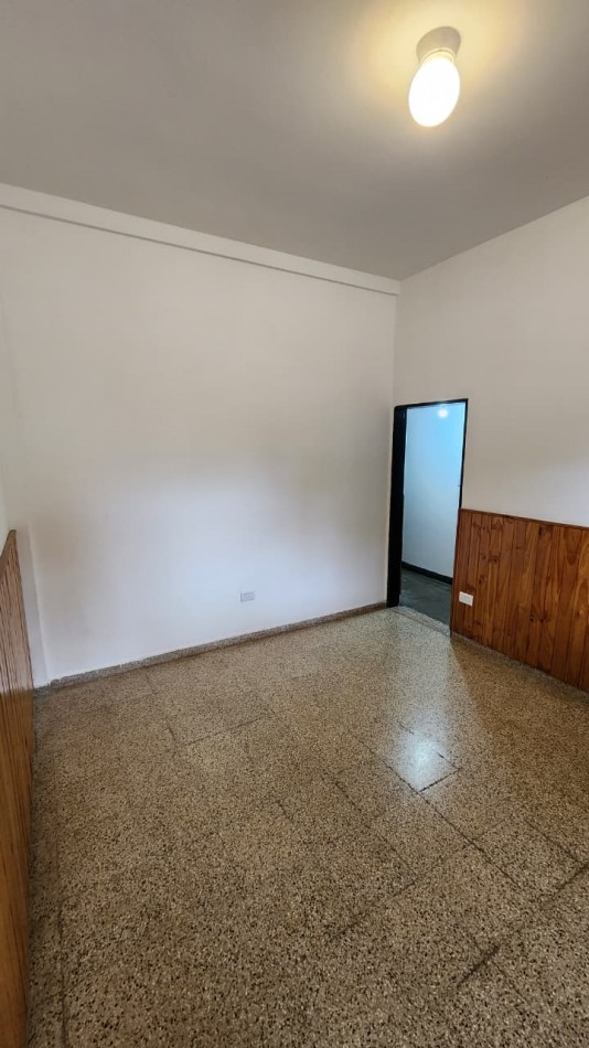 B° VILLA ADELA: ALQUILO HERMOSO DEPTO DE 1 DORMITORIO CON PATIO