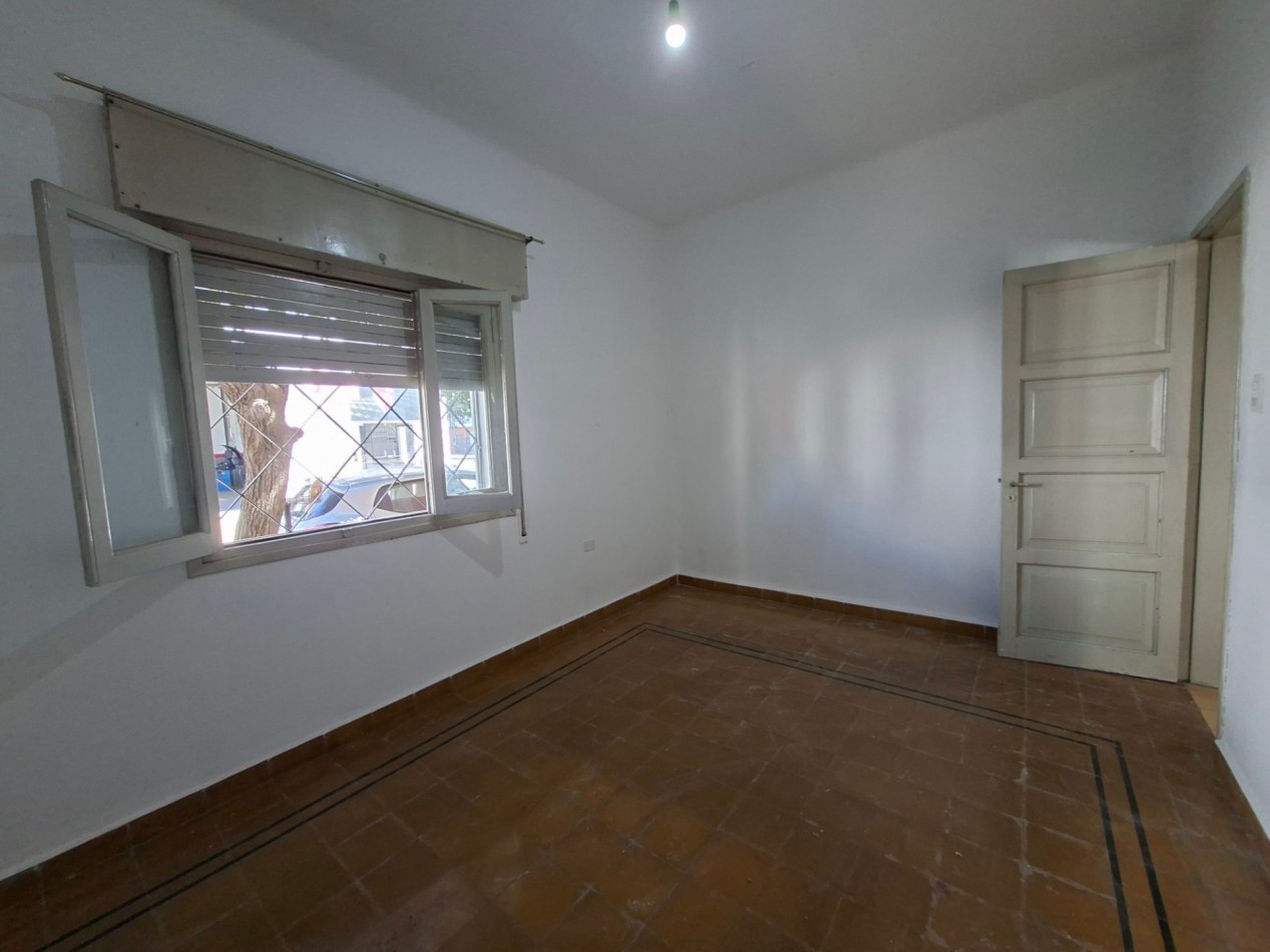 AVDA ALEM: ALQUILO CASA ESQUINA DE 3 DORMITORIOS (MEJOR ZONA)