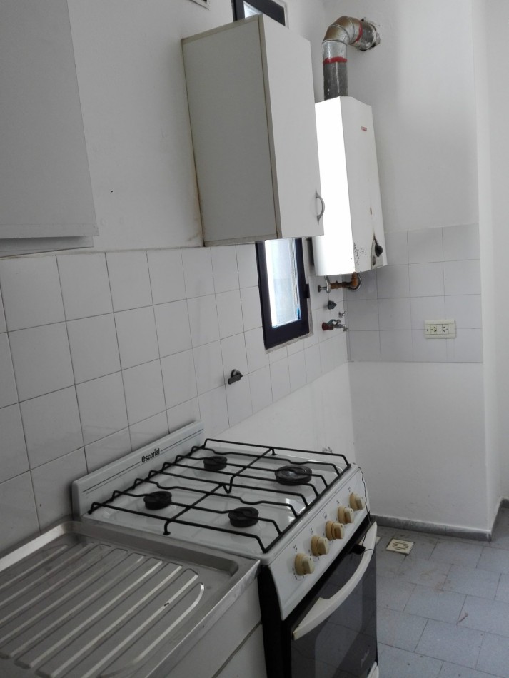 B° VILLA ADELA: ALQUILO DEPTO 3 DORMITORIOS DETRAS DEL CPC RUTA 20