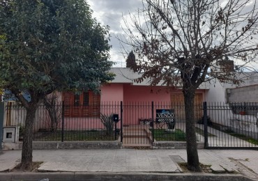 APTO CREDITO BANCOR EN B° VILLA ADELA: VENDO CASA DE 3 DORMITORIOS MEJOR ZONA, CON PATIO
